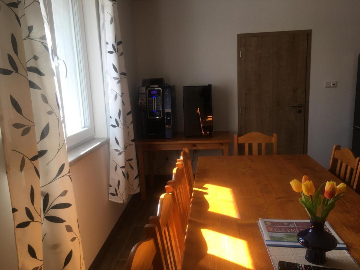 Ubytování Pod Mezu Hlohovec Exteriér fotografie